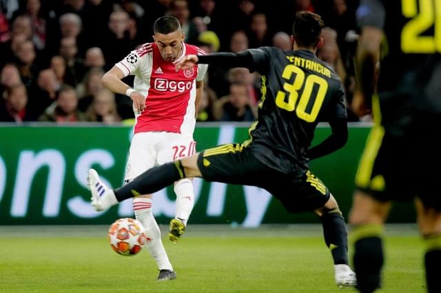 在强大的俱 在强大的俱