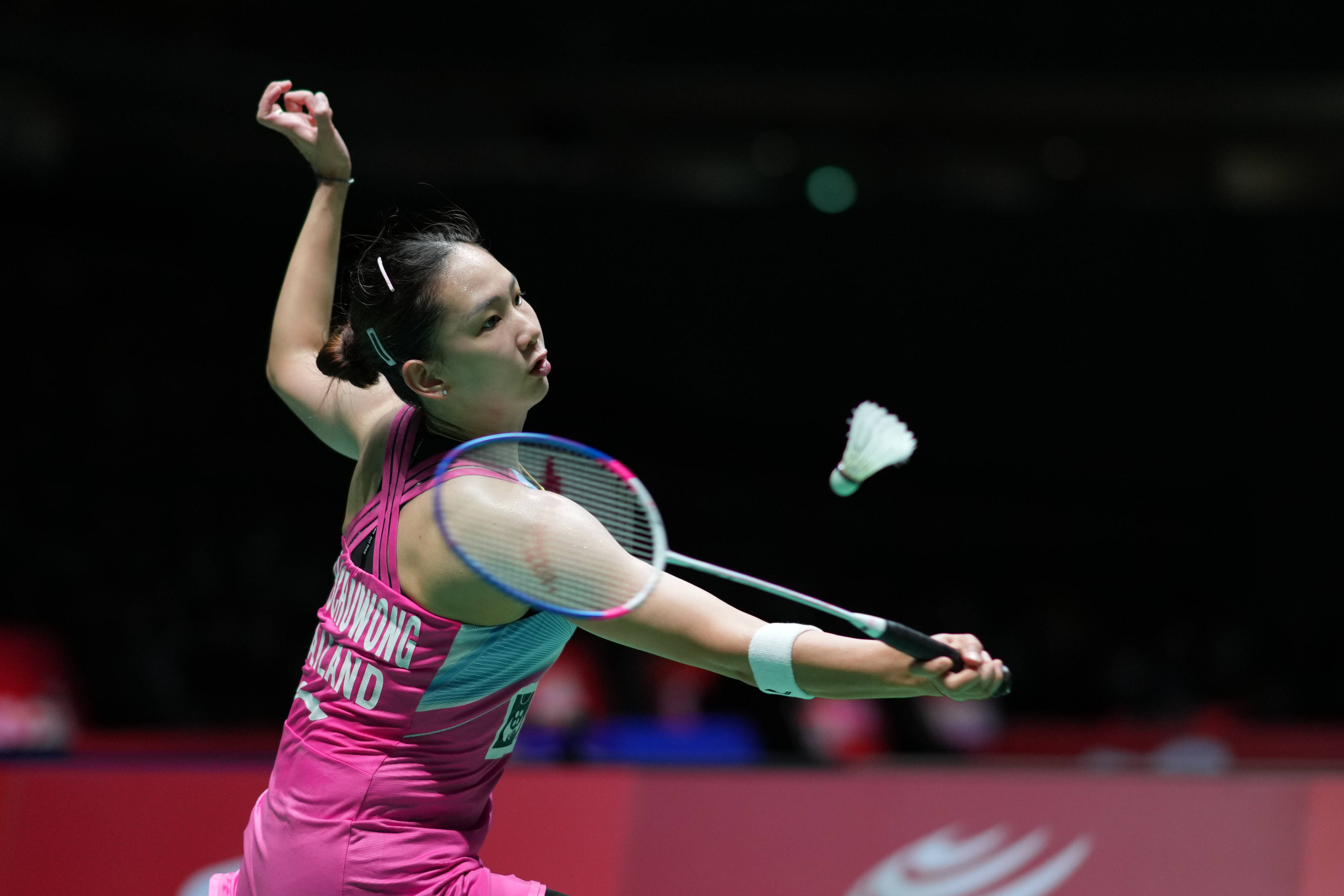 一场硬碰硬 一场硬碰硬