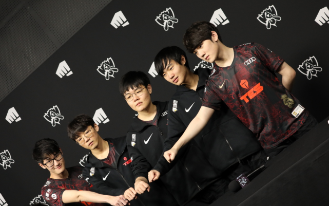 卡里乌斯 卡里乌斯