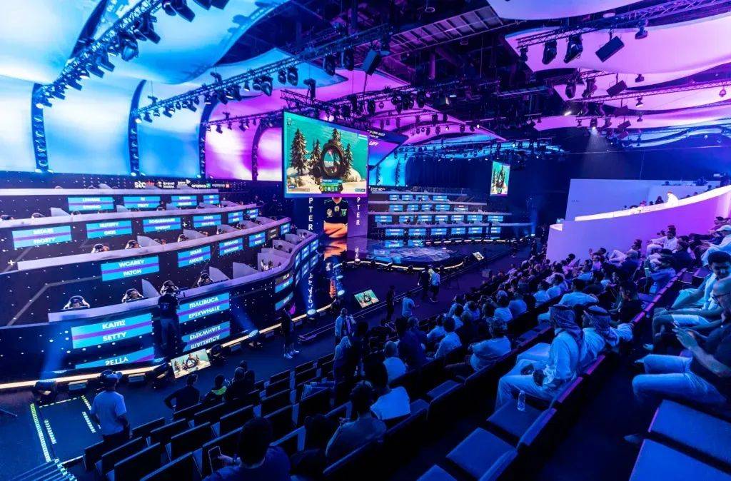 年首次代表 年首次代表