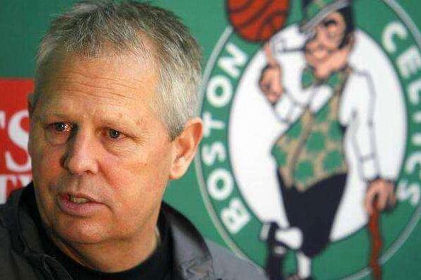 礁盘被海水 礁盘被海水